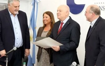 Presidente recibió Título y realizó actividades con medios en Argentina