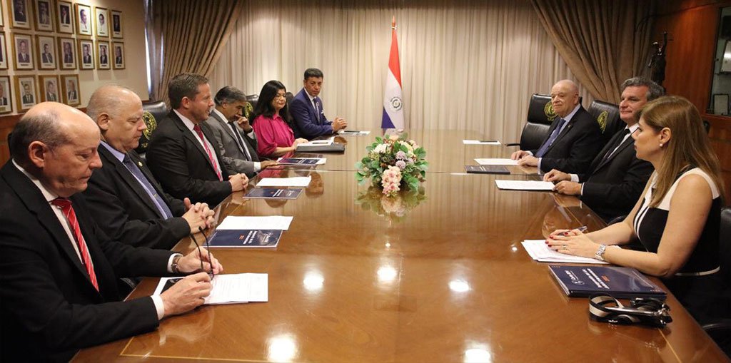 Presidente de la Corte IDH visitó la República del Paraguay para reunirse con autoridades del Poder Judicial