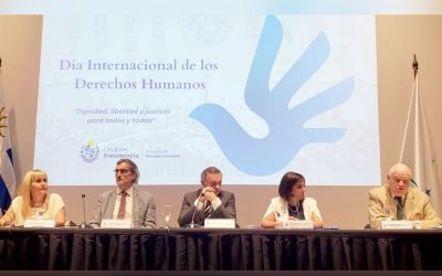 Ceremonia de Conmemoración del Día Internacional de los Derechos Humanos en Uruguay